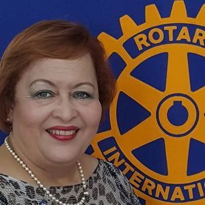 Meet your Posher, Elda